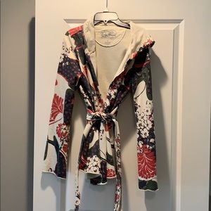 Hooded Lucky Brand wrap